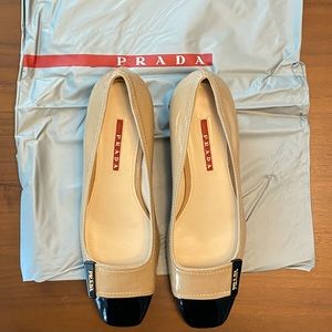 New Prada Black and Tan pumps